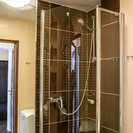 Apartament Twarda Comfort 公寓 华沙
